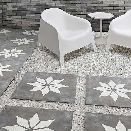 GeoCeramica® | Blooming Black | Base (80x80x4cm)